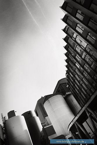 photo monochrom schornstein silo themen schwarz weiss 